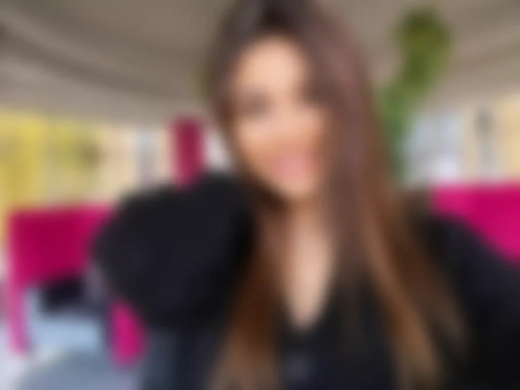 Alina, 20
