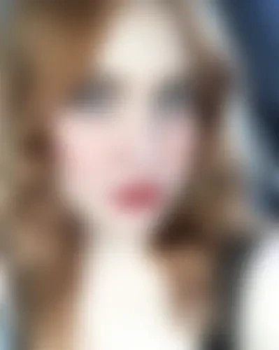 Tia, 30