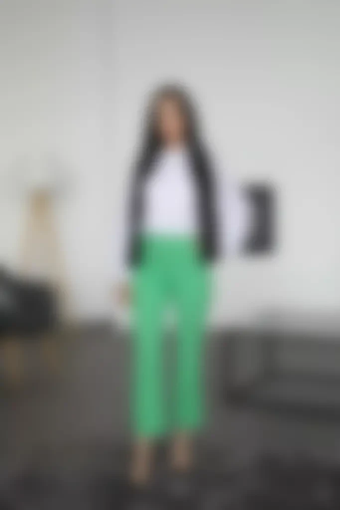 Elena Profile image 3