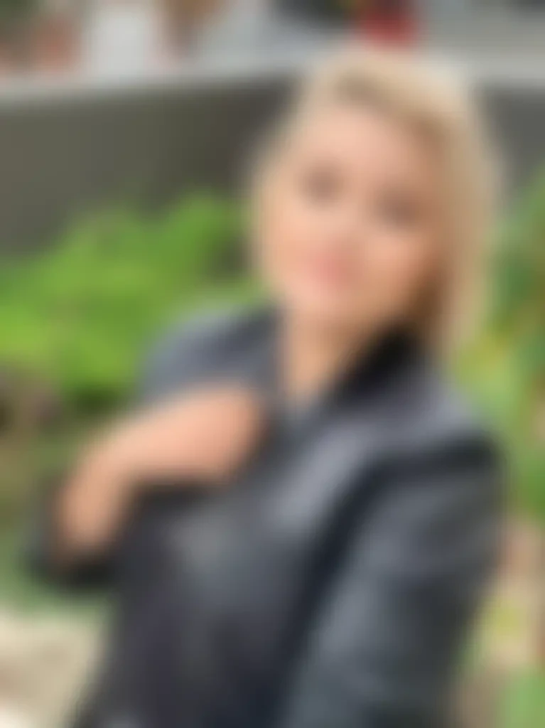 Inna Profile image 3