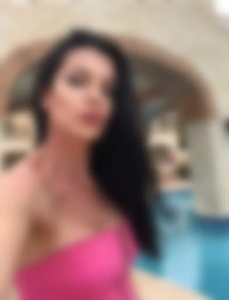 Kristina Profile image 2