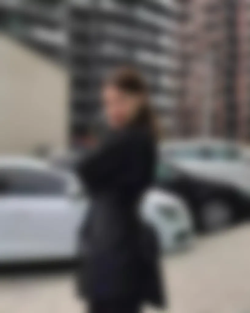 Elena Profile image 2