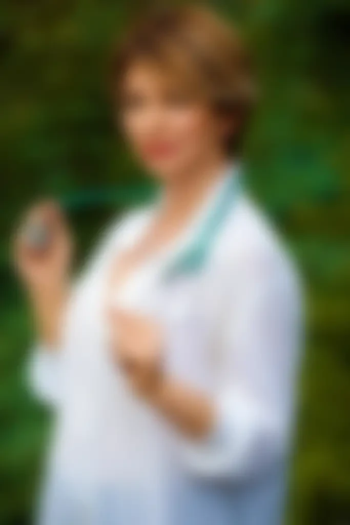 Anna Profile image 2